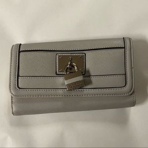 GUESS gray wallet